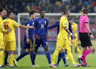 La UEFA investiga incidentes racistas en el Rumanía-Suecia