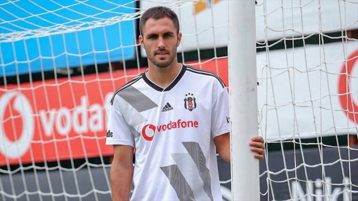 Víctor Ruiz: "El Valencia tiene una plantilla perfecta"