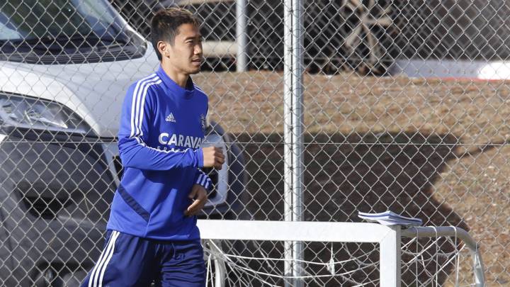 Kagawa sufre una sobrecarga en un aductor