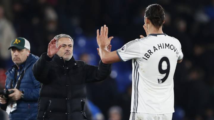 Mourinho llama a Ibrahimovic para volver a la Premier