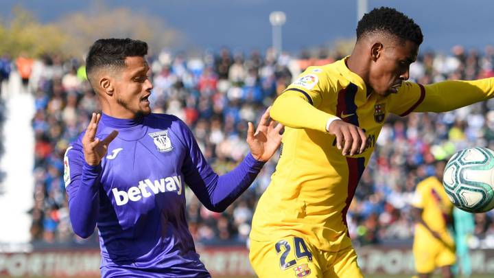 Rosales ante Junior Firpo en el partido de este pasado fin de semana.