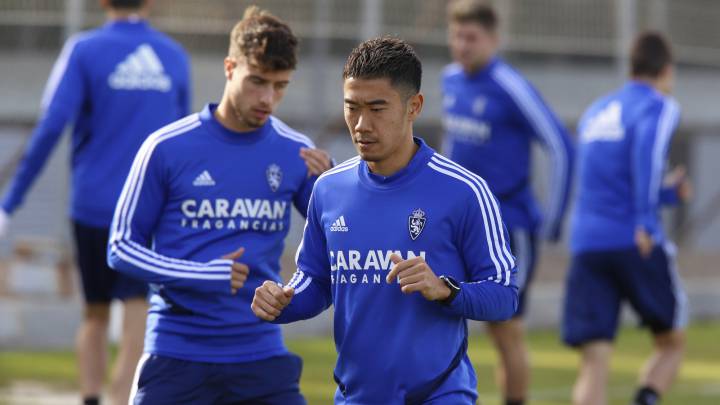 Kagawa se ejercita con el grupo y apunta a la convocatoria