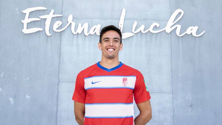 José Antonio Martínez será titular.