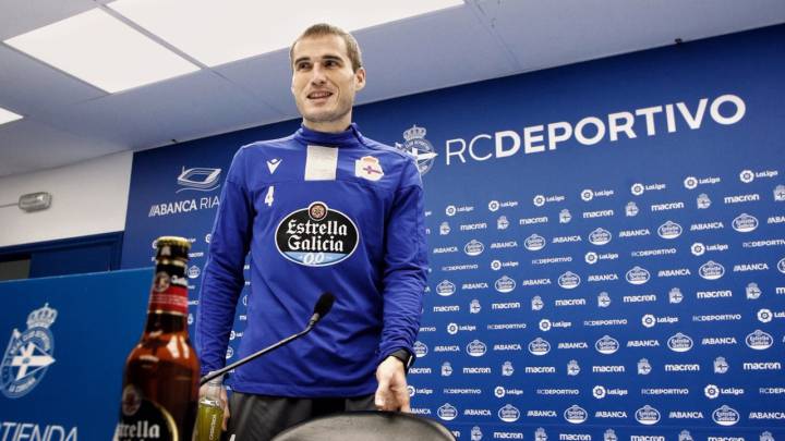 Álex Bergantiños habló en rueda de prensa.