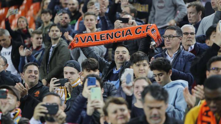 Valencia: vende abonos para medio curso en la Grada Joven