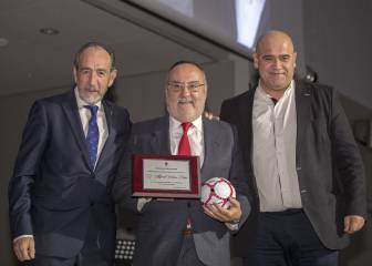 La Federación de Fútbol de Madrid premia a Carlos Matallanas y a Alfredo Relaño