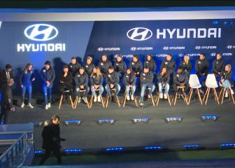 Santi Arias y todo el plantel del Atleti recibe carros nuevos