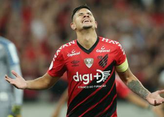 Bruno Guimaraes se despide entre lágrimas del Paranaense y apunta al Atlético