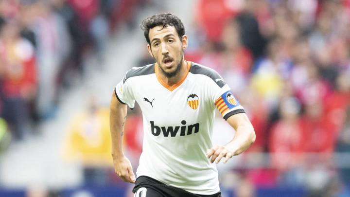 Parejo, durante un partido con el Valencia.