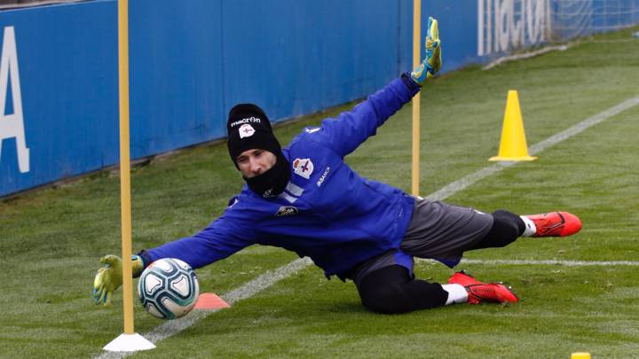 Dani Giménez en el entrenamiento del Deportivo en Abegondo