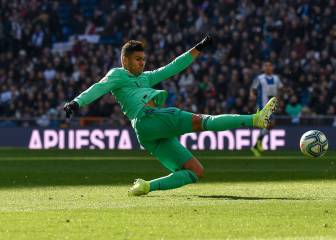 Casemiro must avoid getting booked against Valencia