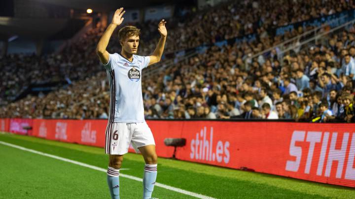 Denis Suárez en un choque de esta temporada.