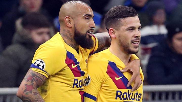 Carles Pérez se hace mayor: gol y ficha con el primer equipo