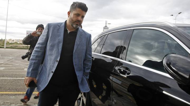 Bragarnik descarta a Maradona para el banquillo del Elche.