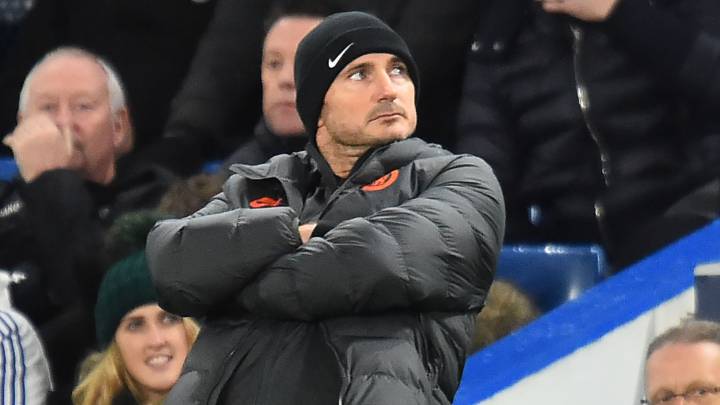 El entrenador inglés del Chelsea, Frank Lampard, durante un partido.