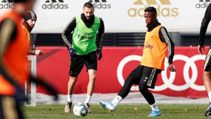 Zidane mira a Mestalla sin sobresaltos