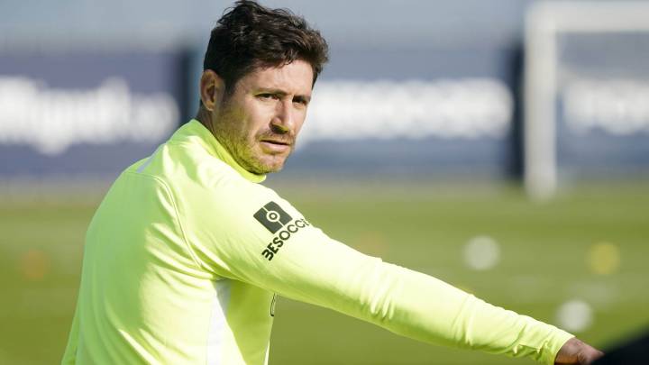 Víctor, en un entrenamiento con el Málaga.