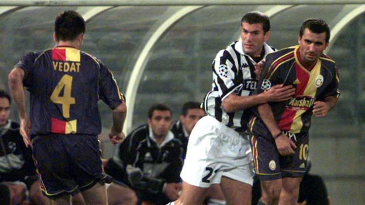 Zidane vivió una situación similar a la del Clásico en el Camp Nou con la Juventus en Turquía