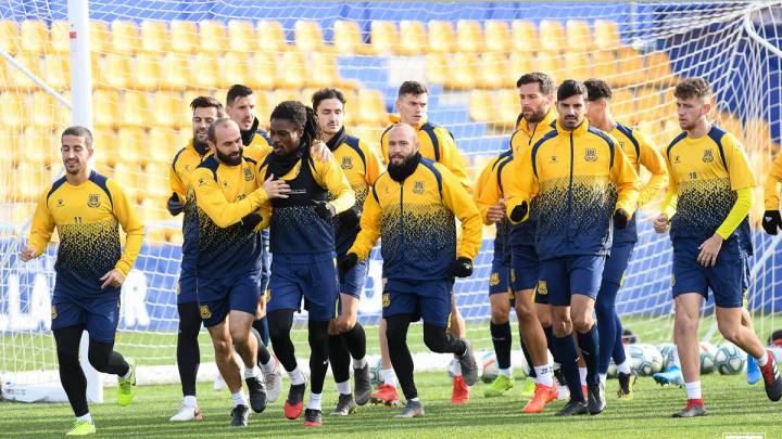 La plantilla de Alcorcón se prepara para el derbi.