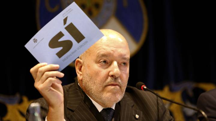 La junta del Tenerife rechaza el cese de los consejeros y elecciones
