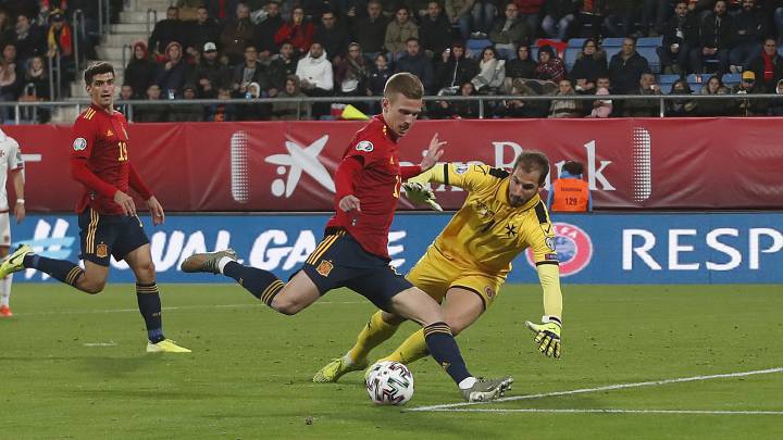 Olmo: Barcelona submit bid for Dinamo Zagreb player