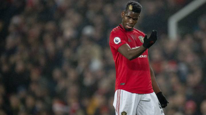 El centrocampista francés del Manchester United, Paul Pogba, durante un partido.