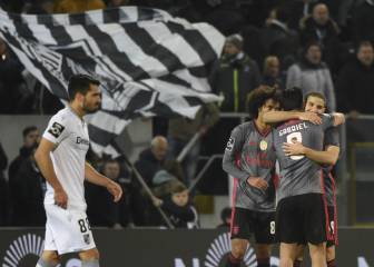 El Benfica no cede y afianza el liderato en Guimaraes