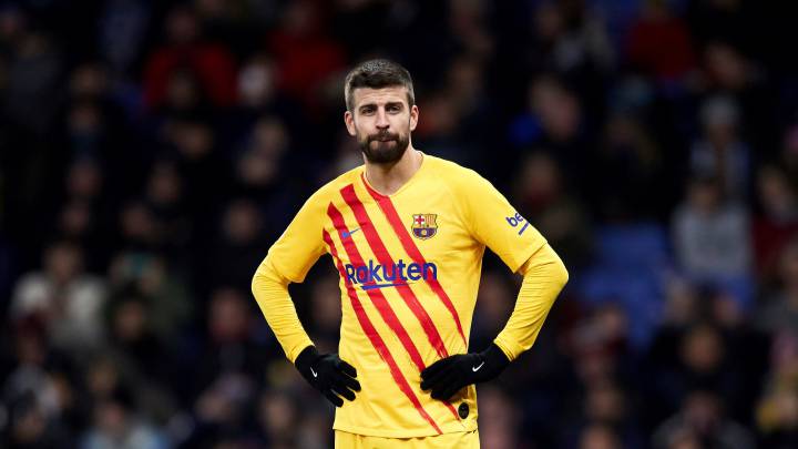 El defensa del Barcelona Gerard Piqué durante el partido ante el Espanyol, de LaLiga que se disputa este sábado en el RCDE Stadium en Cornellá.