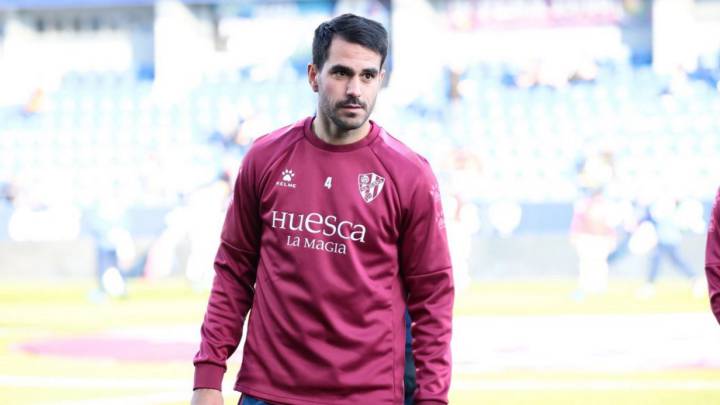 La posible salida de Insua trastoca los planes de Míchel
