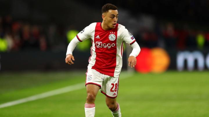 Dest deja la concentración del Ajax en Qatar por la tensión en Oriente Medio