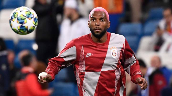 Ryan Babel con el Galatasaray.