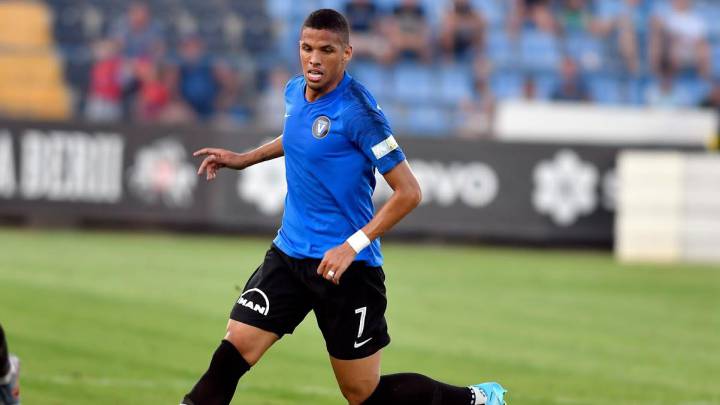 Rivaldinho: Being Rivaldo's son is a burden as a player