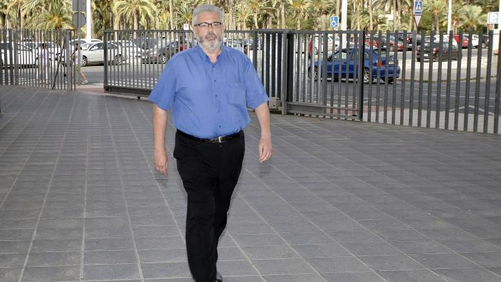 BASILIO LOPEZ en los JUZGADOS de ELCHE