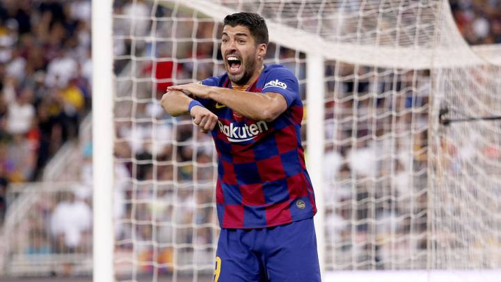 Luis Suárez to undergo surgery on Sunday and faces 6 weeks out