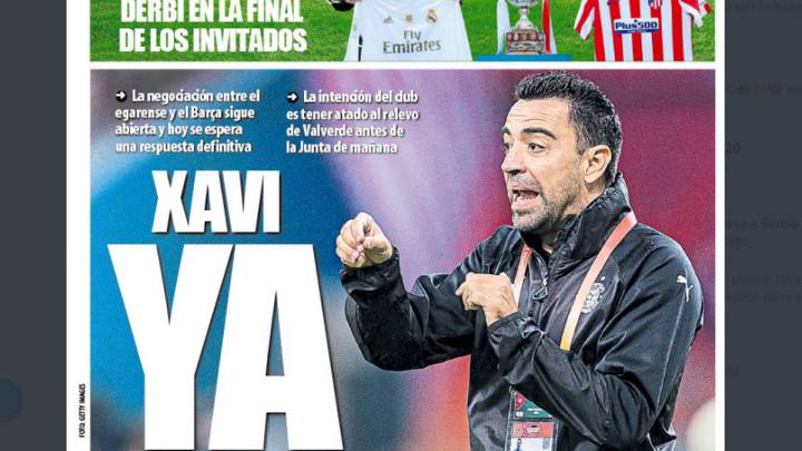 Xavi, centro de todas las miradas