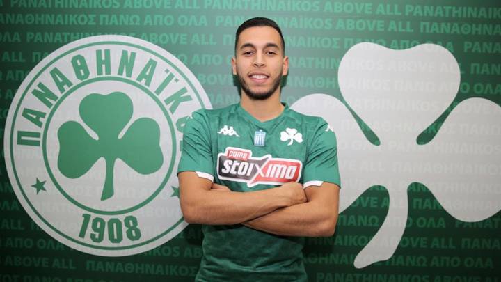 Anuar ya posa como jugador del Panathinaikos.