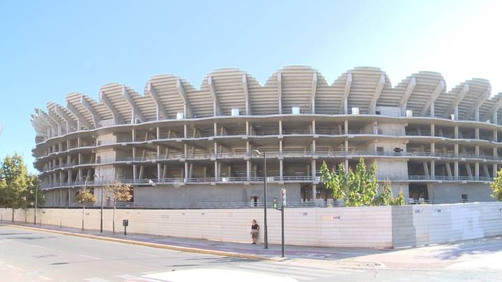 El Ayuntamiento recuerda al Valencia que el nuevo estadio debe estar listo para 2025