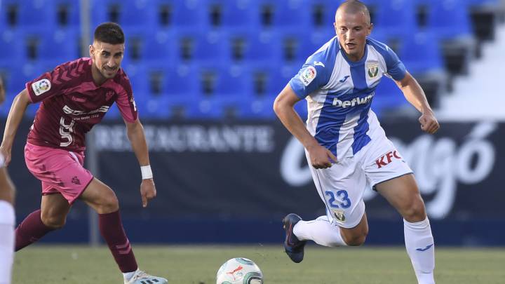El Lugo toma ventaja para lograr la cesión de Vasyl Kravets