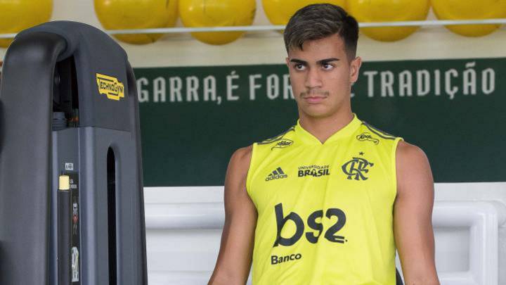 Reinier acaba sus trámites con Flamengo y viaja a Colombia