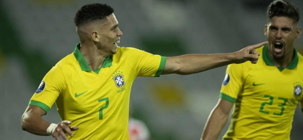El futbolista, que cumplía 18 años, contó con minutos en la victoria de Brasil ante Perú en la primera jornada del Preolímpico Sudamericano de Colombia.