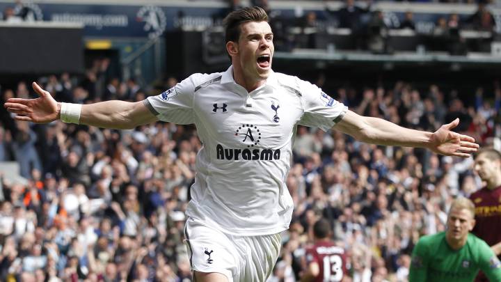 Bale celebra un gol con el Tottenham.