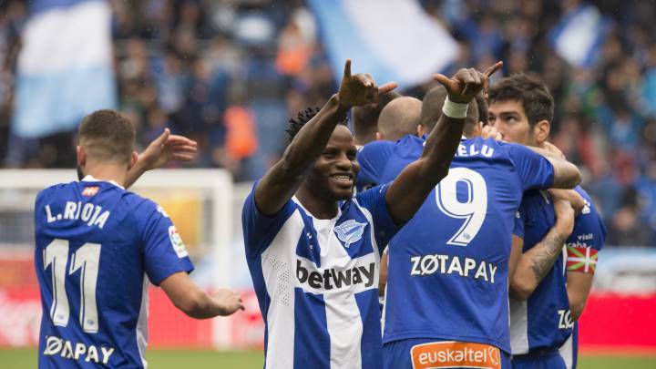 Wakaso se marcha hoy a China y deja 4 millones para el Alavés