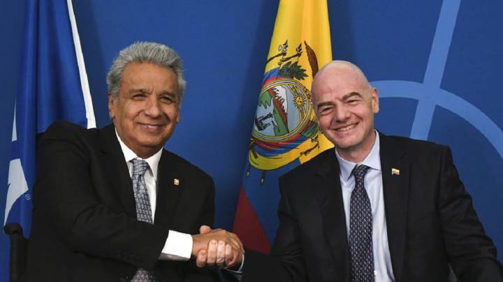 Cumbre FIFA-Ecuador con el Mundial 2030 de fondo...