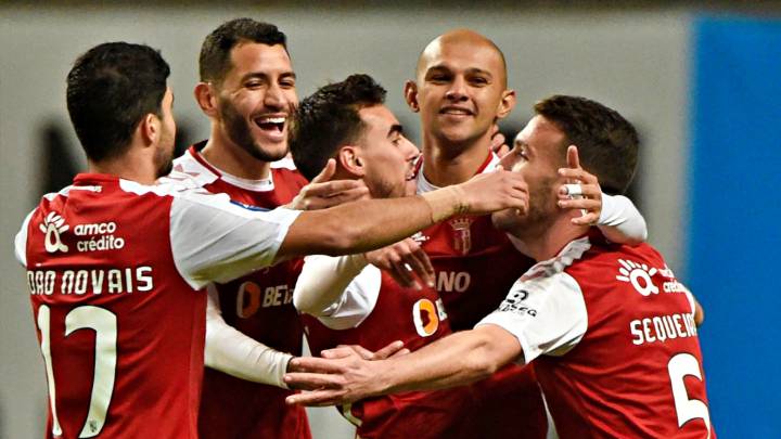 Los jugadores del Braga celebran el gol de la victoria ante el Oporto.