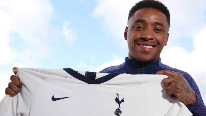 El extremo holandés fichado por el Tottenham, Steven Bergwijn, en su presentación.