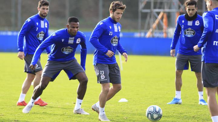 Keko Gontán, en su primer entrenamiento con el Deportivo.