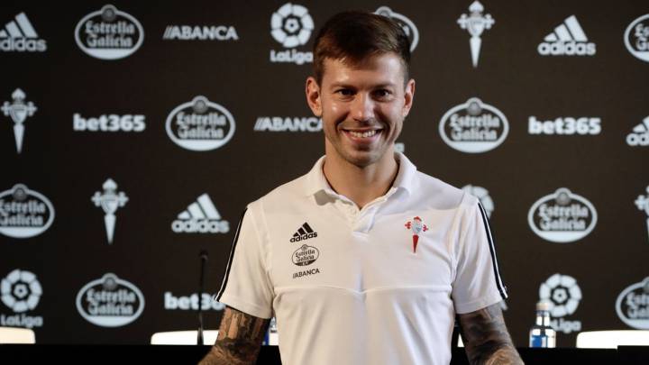 Smolov: "Daré lo mejor de mí para sacar al Celta de ahí"