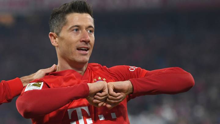 Lewandowski celebra uno de sus goles en la Bundesliga.