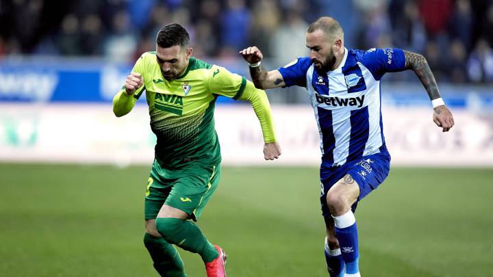 Aleix Vidal: "Ante rivales directos estamos sacando resultados"