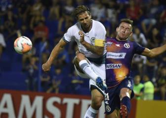 Sol de América golpea primero